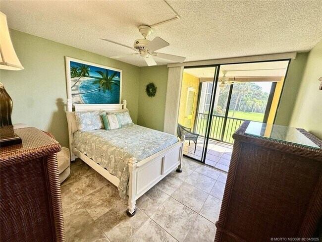 Foto del edificio - 3482 NE Causeway Blvd
