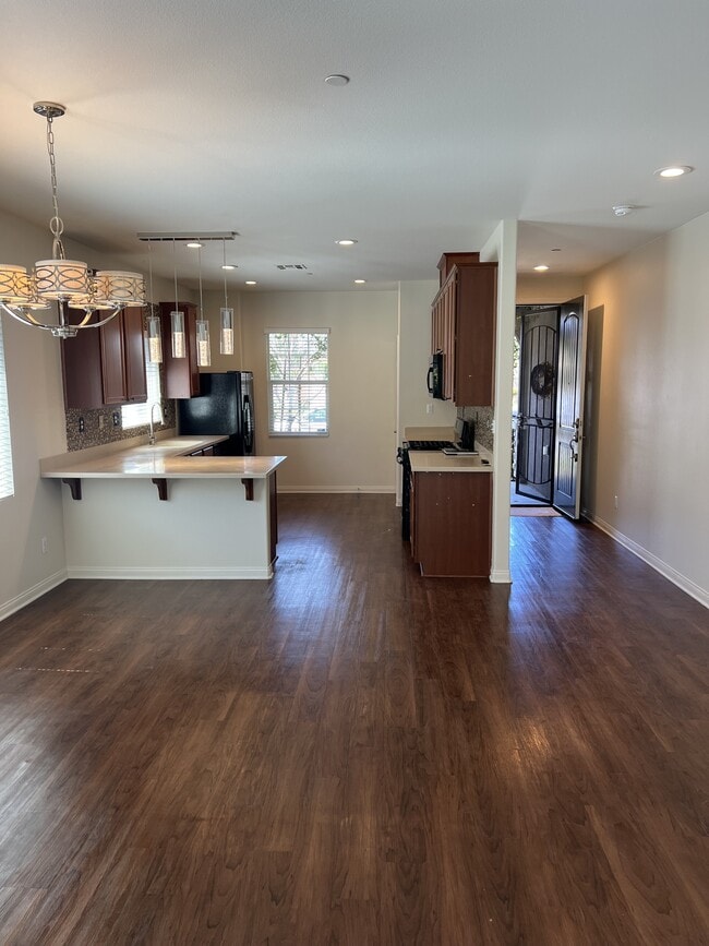 Foto del edificio - 42912 Beamer Ct