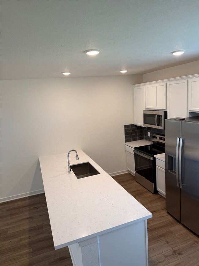 Building Photo - 10661 Berry Branch Lane
