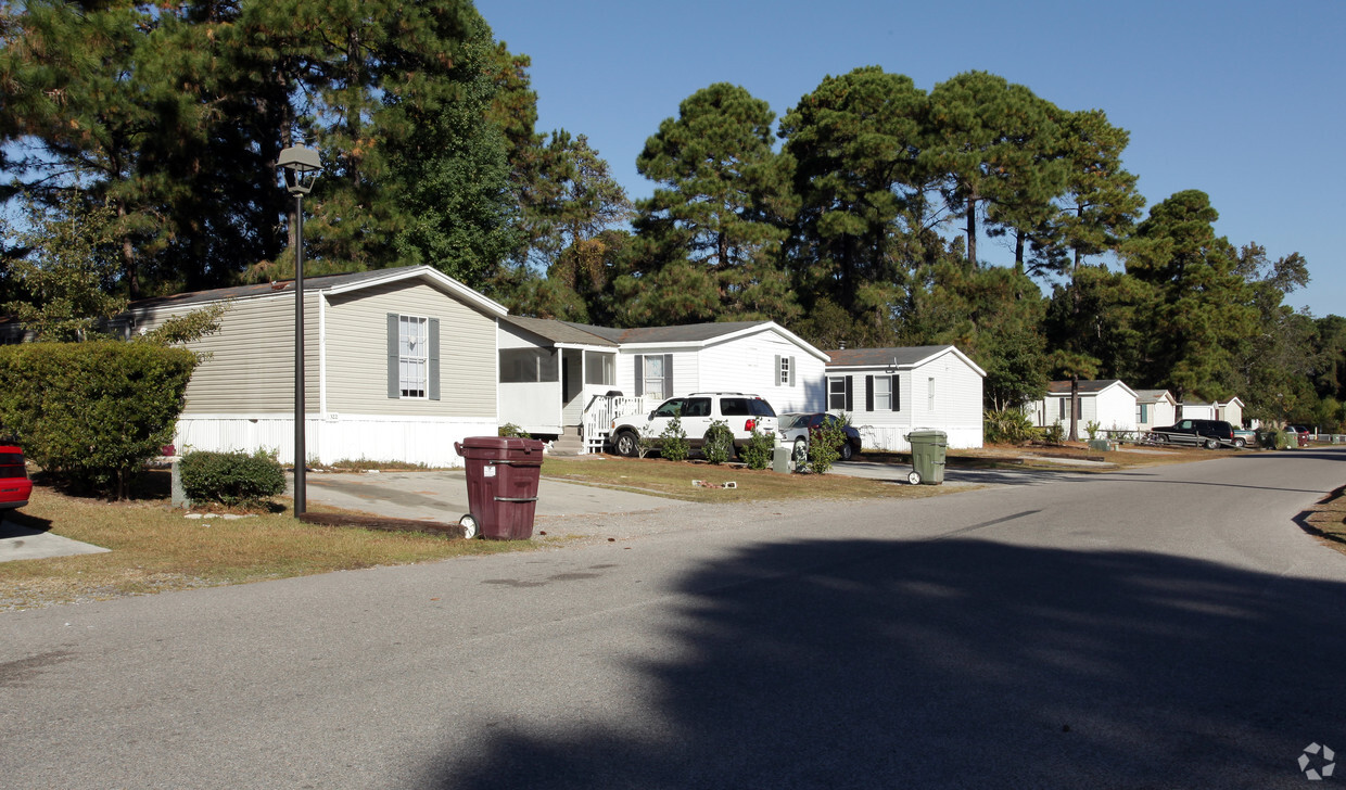 Building Photo - Shady Glen Residential Community