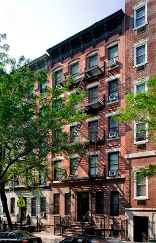 Building Photo - 444 E 88th St