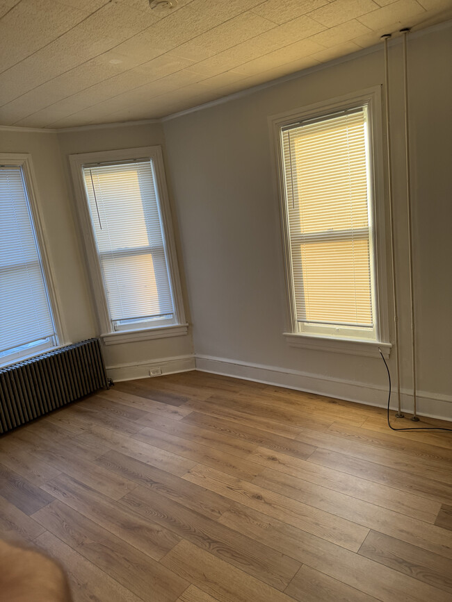 Front room looking towards the street - 321 Lincoln Way W