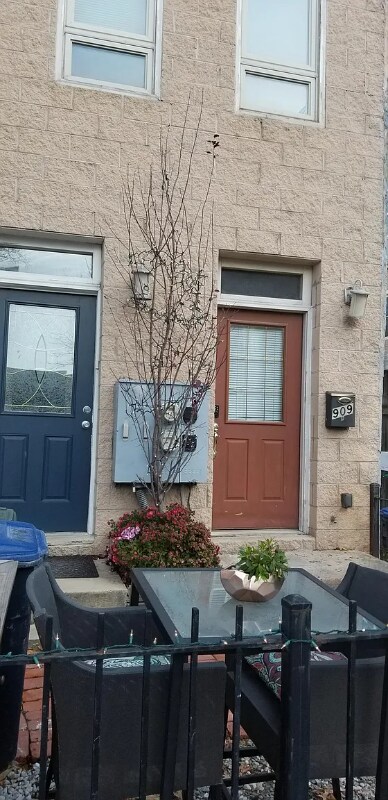 Foto principal - 909 W St NW