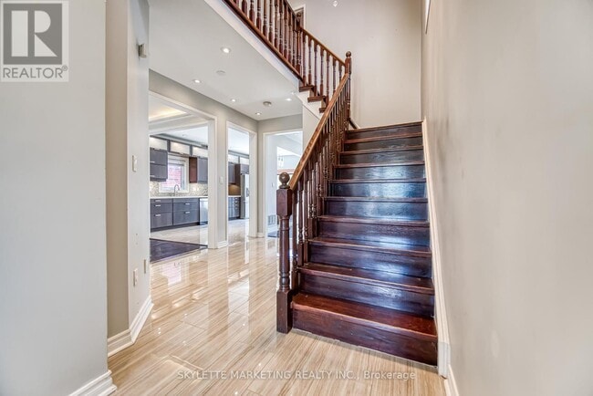 Building Photo - 7284 Cork Tree Row