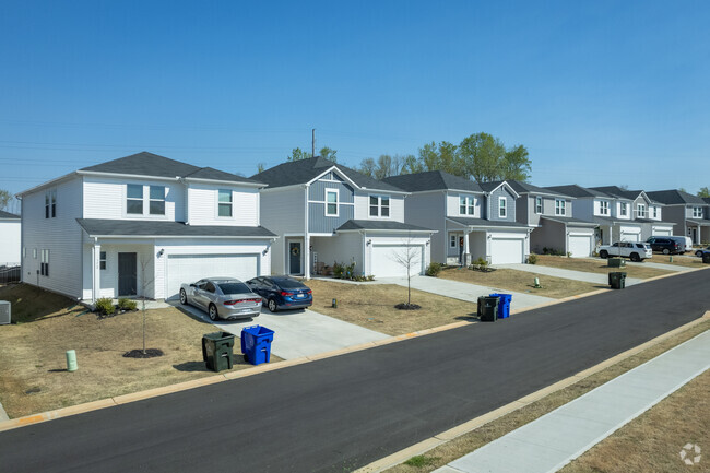 Building Photo - Gramercy Woods