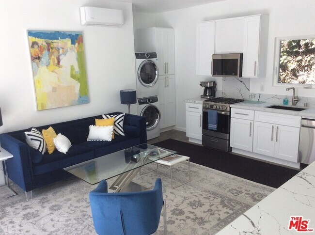 Building Photo - 4584 Orchid Dr