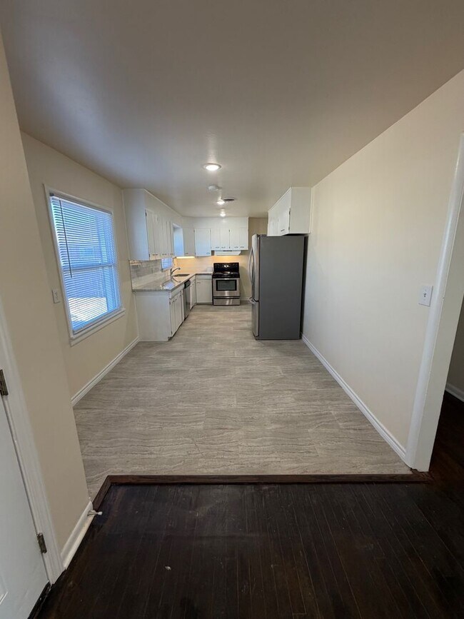 Foto del edificio - Great older home!