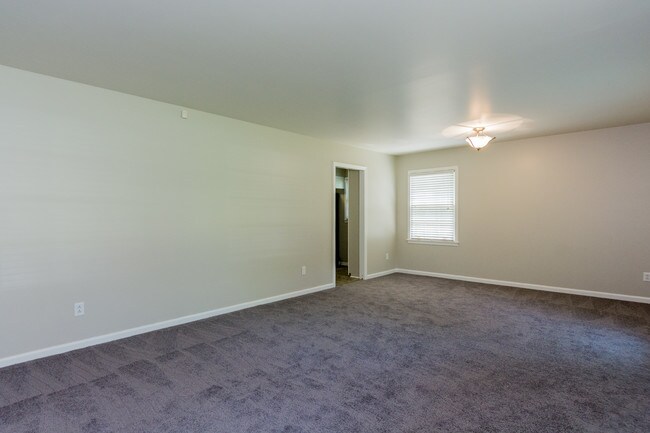 Foto del edificio - 560 Shoshone Dr