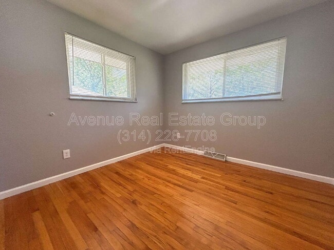 Foto del edificio - 3219 Buder Ct