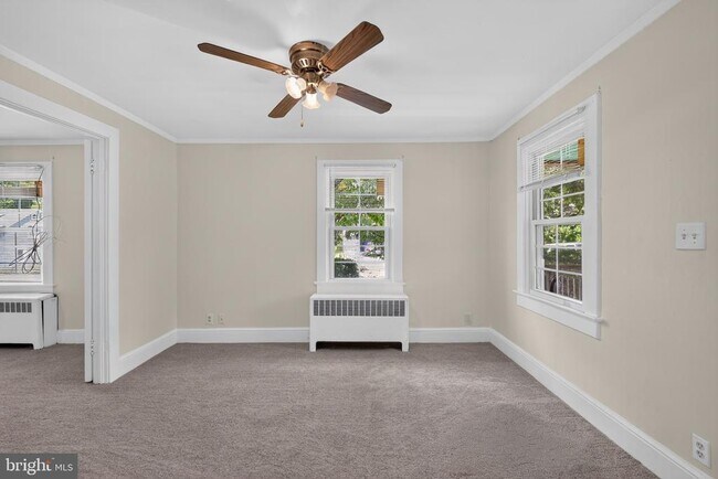 Foto del edificio - 3901 Hampden St