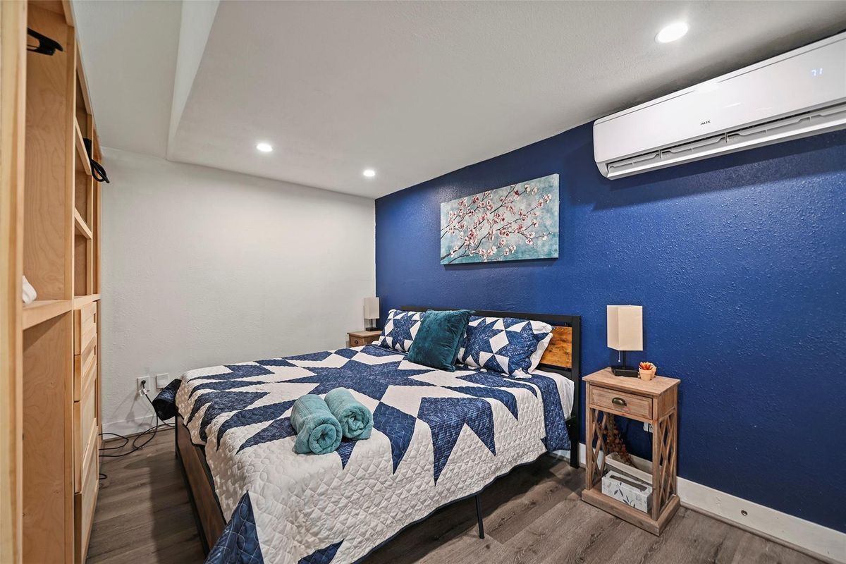 Foto del edificio - 2010 Caplin St