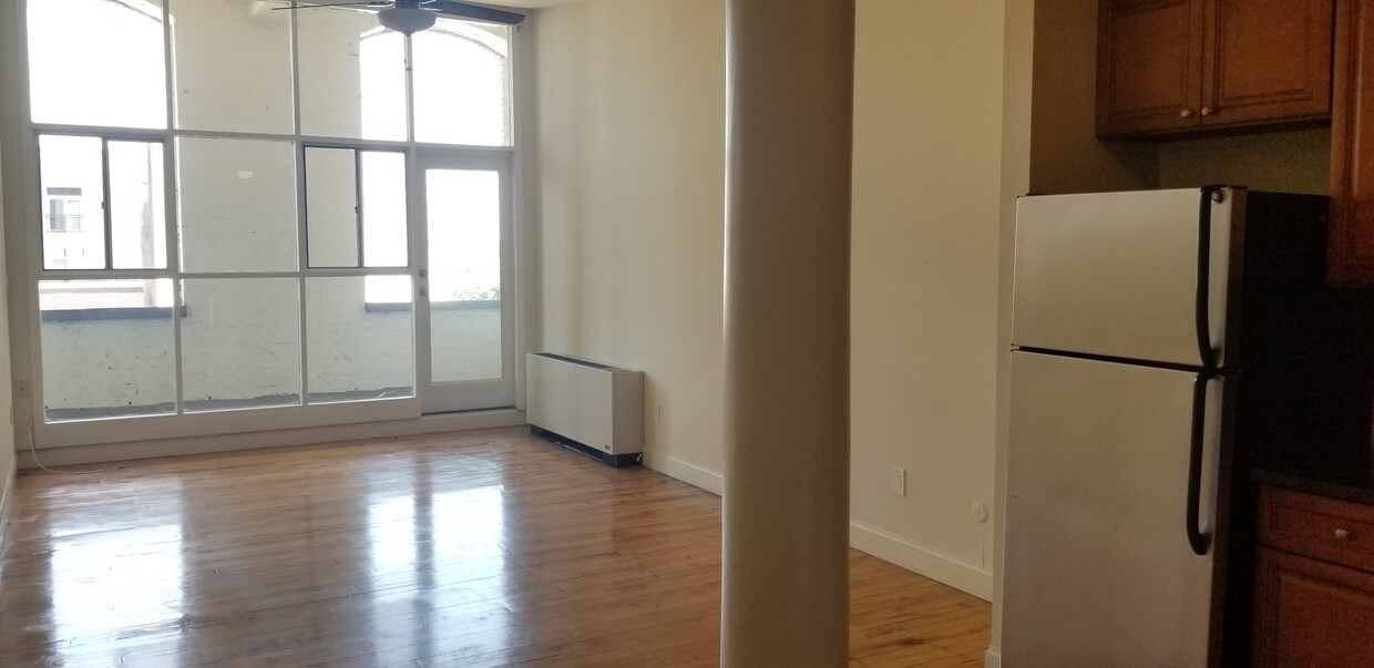 1329 Lombard St, Philadelphia, PA 19147 Apartments in Philadelphia