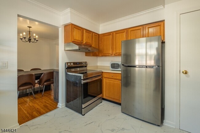 Foto del edificio - 768 Springfield Ave