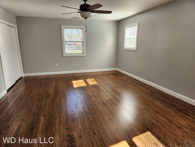 Building Photo - 5 br, 3 bath House - 18 Pine Creek Court