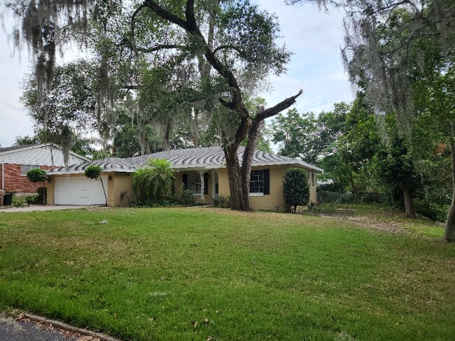 Foto del edificio - 2456 Broadvue Ave