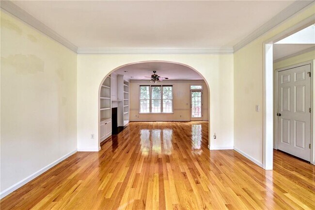 Foto del edificio - 2035 Putnam Point SW
