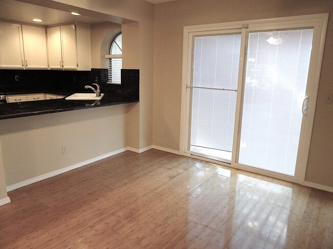 Building Photo - 1474 Lodgepole Dr