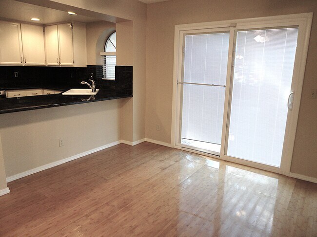 Foto del edificio - 1474 Lodgepole Dr