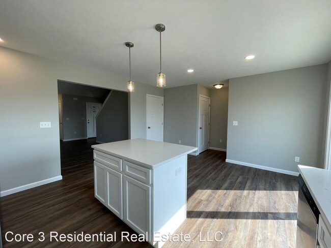 Building Photo - 3 br, 2.5 bath House - 14 Megan Court