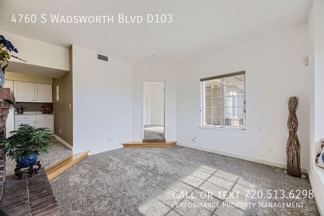 Foto del edificio - 4760 S Wadsworth Blvd