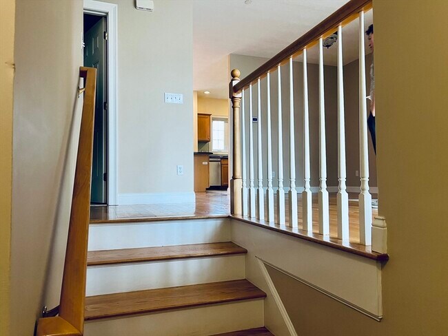 Foto del edificio - 9 Nirvana Dr