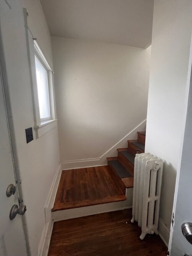 Foto del edificio - JCM 709 42nd St.