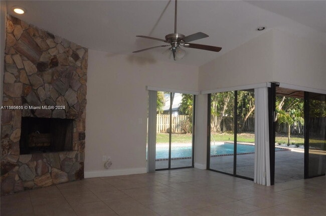 Building Photo - 8623 SW 83rd Pl