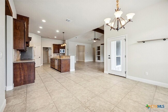 Building Photo - 249 Legacy Hills