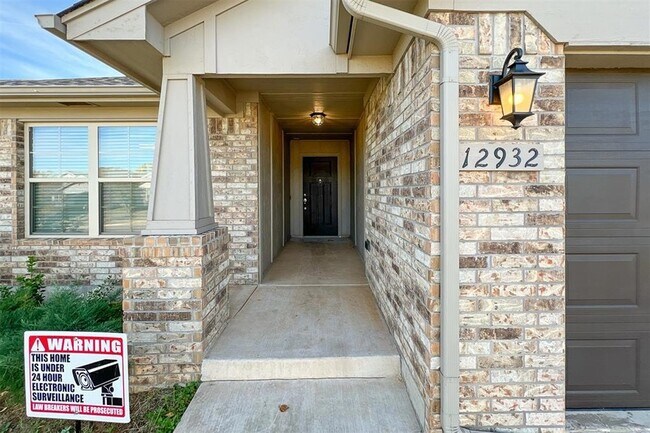 Foto del edificio - 12932 NW 3rd Terrace