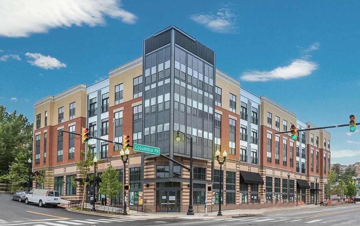 989 S Buchanan St Unit 206, Arlington, VA 22204 Condo for Rent in