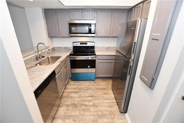 Foto del edificio - 9835 Walnut St