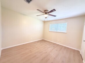 Building Photo - 4251 Rosegate Dr
