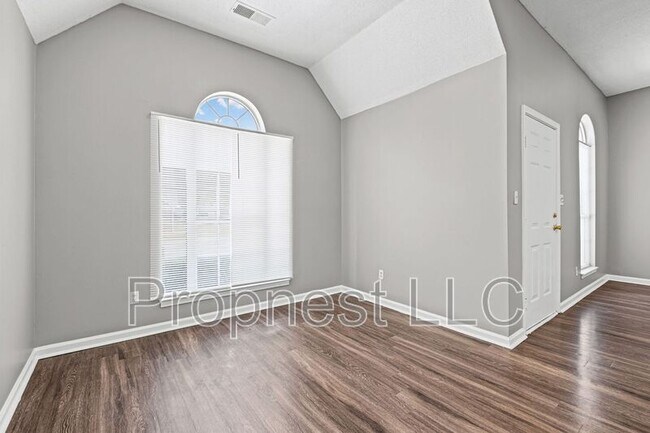 Foto del edificio - 6281 Joy Blvd S