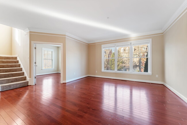 Living Room - 2804 Moores Plains Blvd