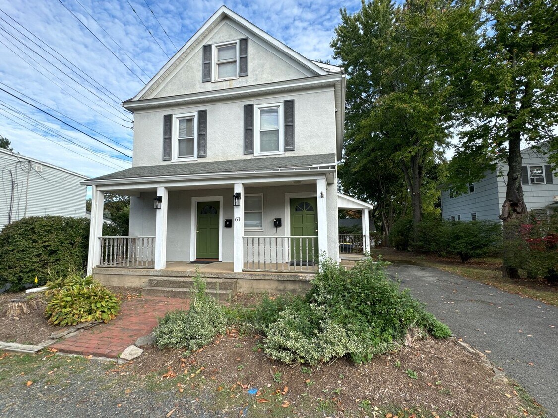 Primary Photo - 61 Bernards Ave
