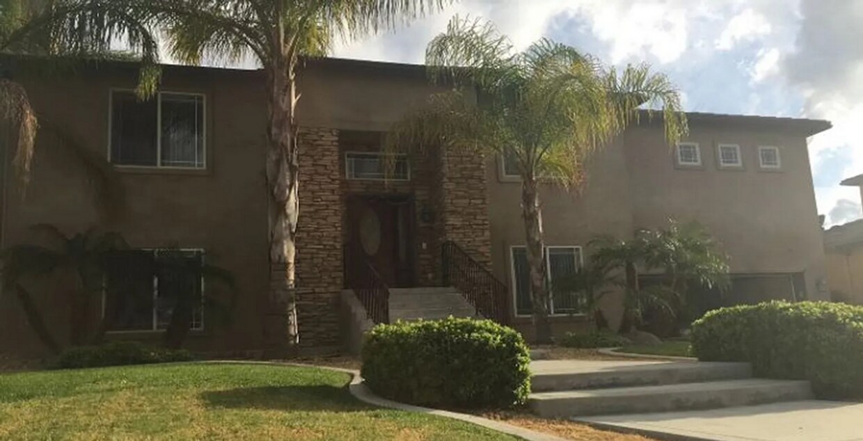 Primary Photo - House in North Bakersfield COMING SOON!