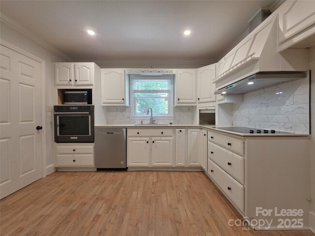 Foto del edificio - 4426 Holbrook Dr