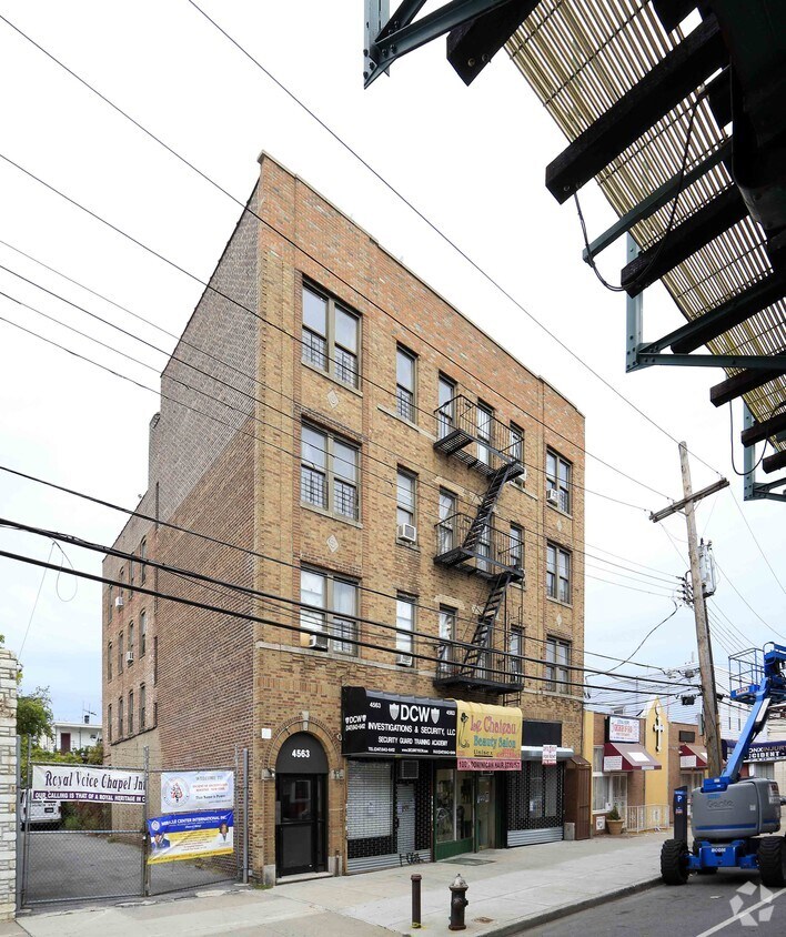 45634567 White Plains Rd, Bronx, NY 10470 Apartments in Bronx, NY