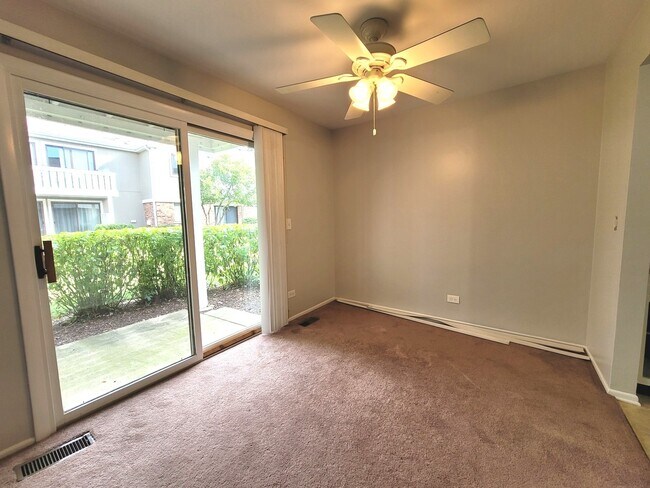 Building Photo - 1460 7 Pines Rd