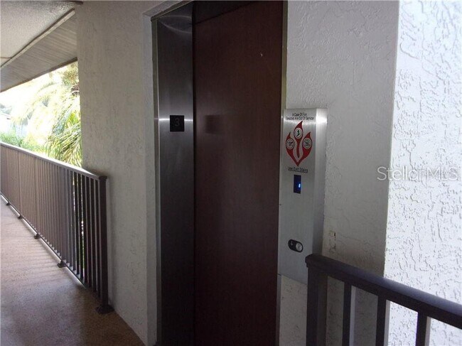 Foto del edificio - 3038 Eastland Blvd
