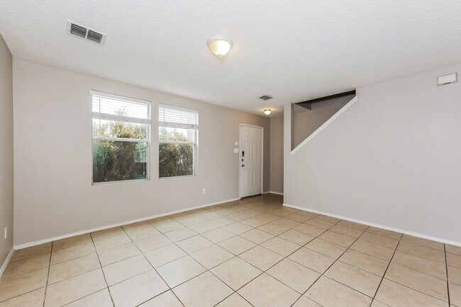 Foto del edificio - 521 Merton Ct