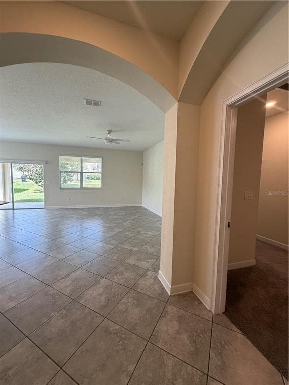 Building Photo - 15055 Driftwater Dr