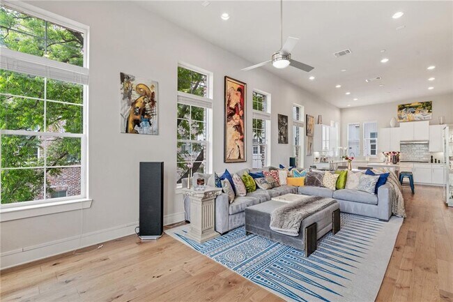 Foto del edificio - 1402 Tinnin Ford Rd