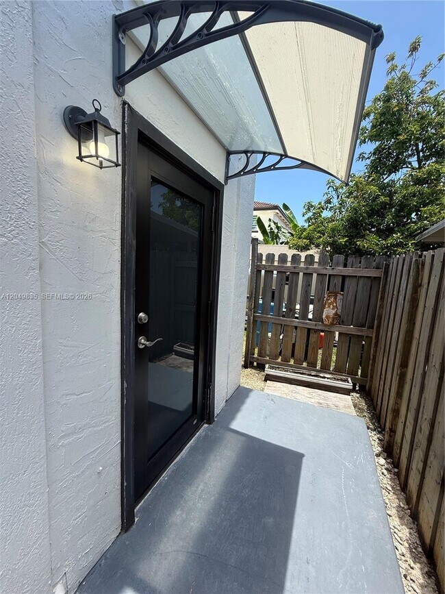 Foto del edificio - 22581 SW 103rd Ct