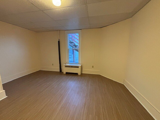 Bedroom - 130 N Fairview St