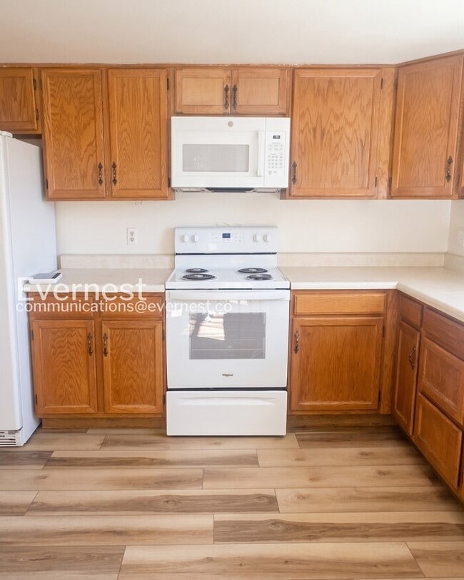 Building Photo - 4930 Sprangler Dr