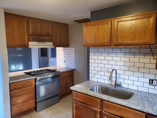 Cocina - 616 Fillmore st ne