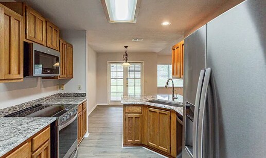 Building Photo - 16503 Fox Den