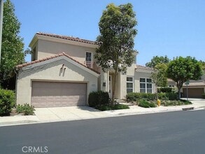 Building Photo - 2657 Plumb Dr