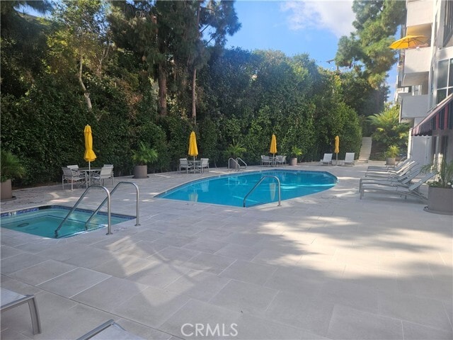 Foto del edificio - 8530 Holloway Dr